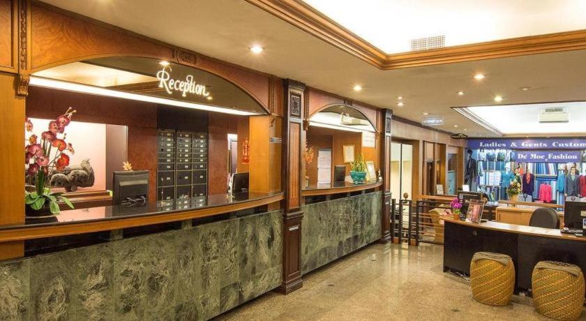 Hotel De Moc Банкок Екстериор снимка
