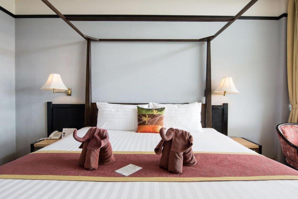 Hotel De Moc Банкок Екстериор снимка